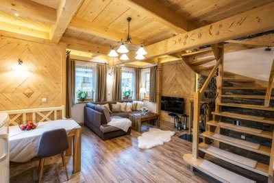 Nowe domki w Chochołowie, posiadają dwa osobne apartamenty, niedaleko wyciąg narciarski Witów Ski - zakopane domki, chochołowskie termy 
